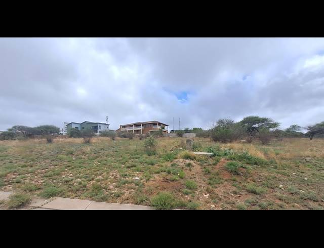 1,438M² VACANT LAND FOR SALE IN STERPARK